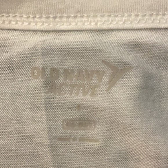 Old Navy White Muscle Tee Crop Graphic, BRAND NEW, Size Small - Picture 2 of 5